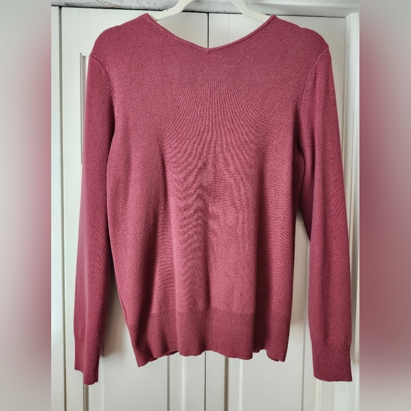 Philosophy V-Neck Sweater - Rose Pink - Picture 3 of 5